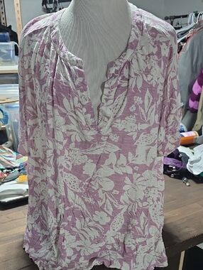 Lucky Brand Lavender and White Floral Split-Neck Tunic Summer 2xl